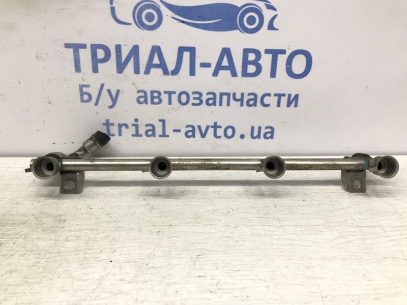 Топливная рампа Chevrolet Cruze J300 1.8 2009 (б/у) Киев - изображение 3