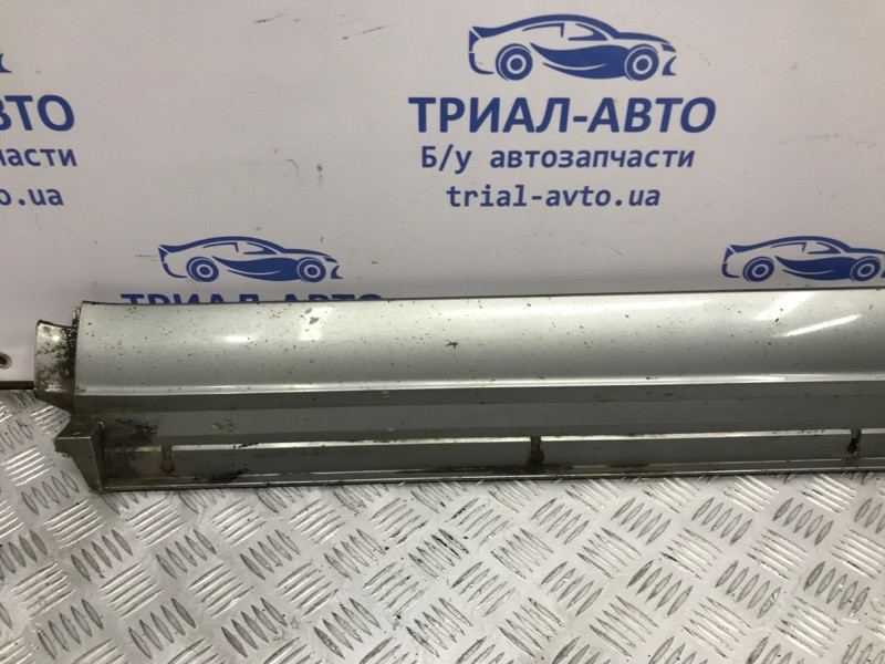 Накладка порога внешняя левая Mitsubishi Pajero Wagon 3 3.2 ДИЗЕЛЬ 4M41 1999 (б/у) Київ - зображення 2