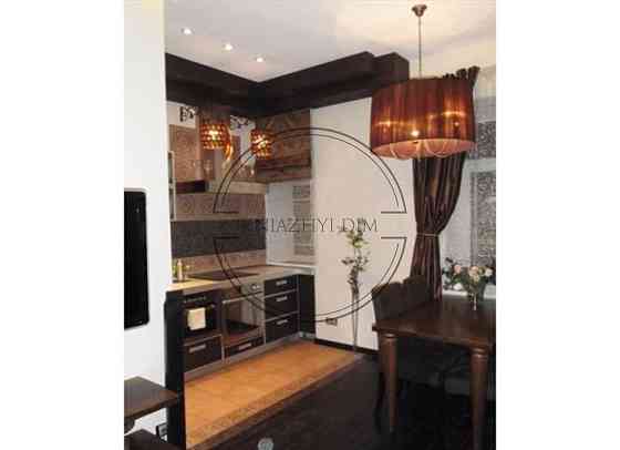 Унікальна 3 ком.в центре.м.Універсітет 7 хв. пешком.Код об'єкта 1167901. Київ