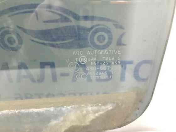 Стекло двери заднее левое Mitsubishi ASX GA 1.8 DIESEL 4N13 2010 (б/у) Київ