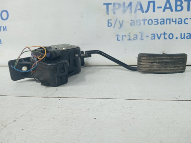 Педаль газа Mitsubishi Pajero Wagon 4 3.2 ДИЗЕЛЬ 4M41 2006 (б/у) Киев - изображение 4