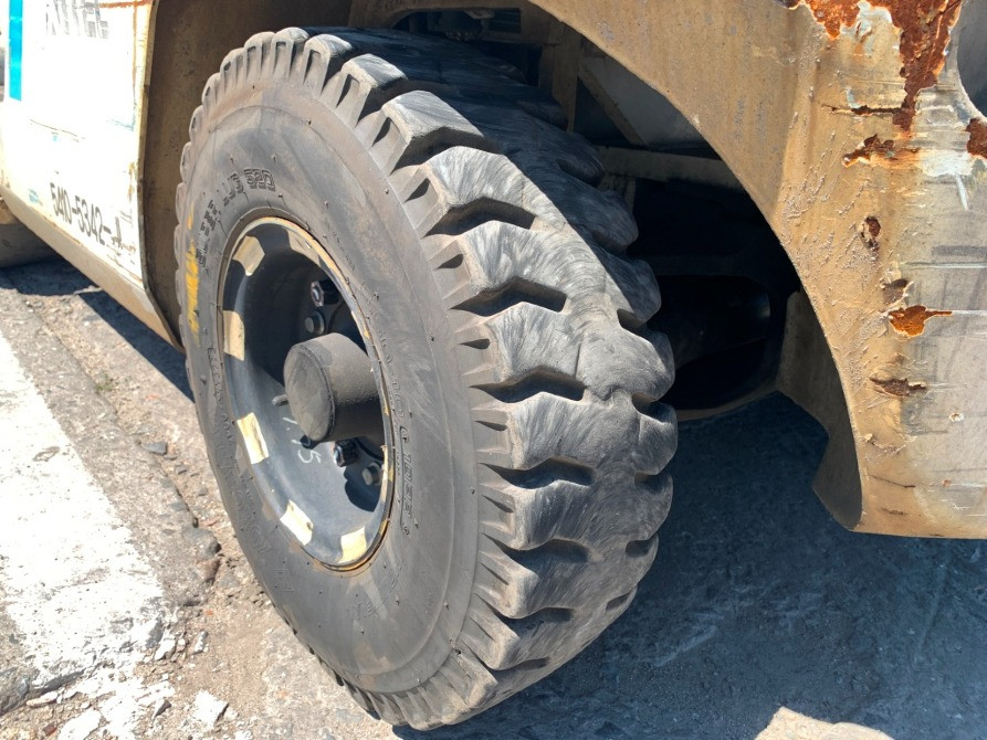 Вилочный погрузчик TCM на 3 тонны на больших 15 колесах пневмо, с отдельным позиционером вил Полтава - зображення 11