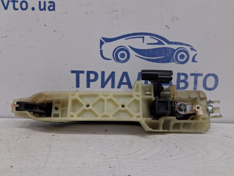 Ручка двери внешняя передняя правая SsangYong Korando C200 2.0 DIESEL D20DT 2010 (б/у) Киев - изображение 3