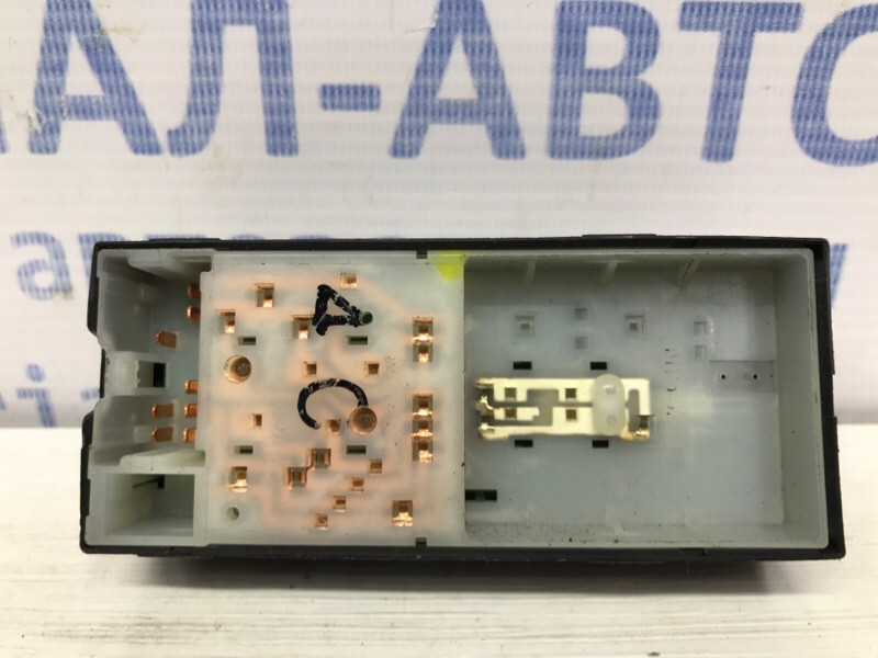 Кнопка стеклоподъемника Nissan Tiida C11 1.6 БЕНЗИН HR16 2004 перед. (б/у) Київ - зображення 3