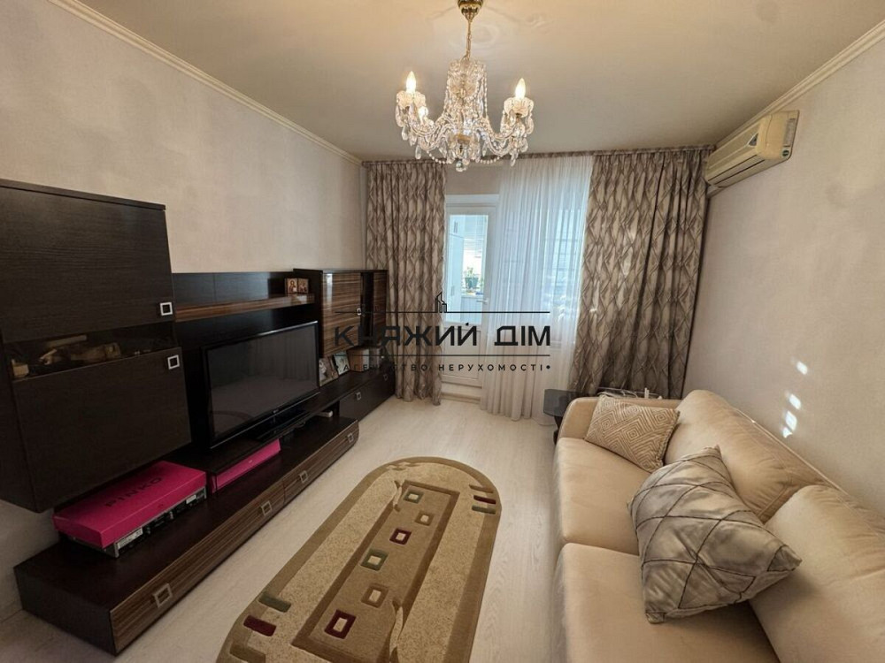 #127969; Продам 3-кімнатну квартиру,| вул. Анни Ахматової, 15 м. Позняки Київ - зображення 1