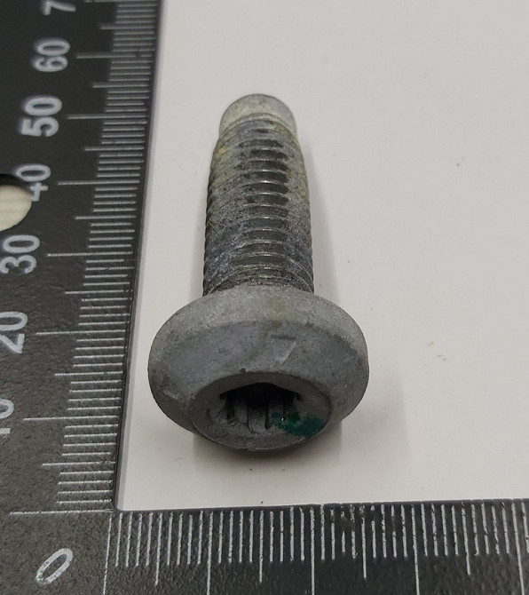 Болт ремня безопасности 2-го ряда сидений 4.4 SHOULDER, PAN HEAD M12 x 1.75 x 37.75 Tesla model S, m Киев - изображение 3