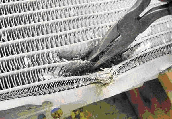 Рено Т 440 / 2013 - 2025 Радиатор охлаждения двигателя . Київ - зображення 2