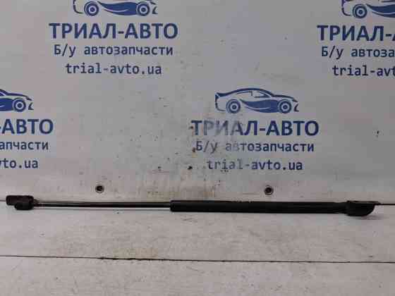 Амортизатор капота Kia Sorento 2002-2011 811813E010 (Арт. 63118) Київ