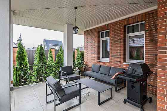 продажа 4-к дом Киево-Святошинский, Петропавловская Борщаговка, 750000 $ 