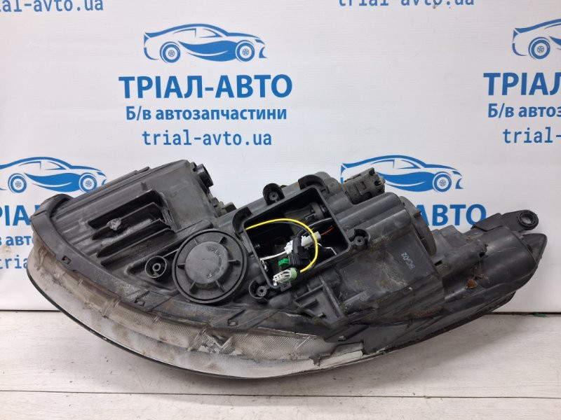 Фара правая Ксенон Hyundai IX35 LM 1.7 DIESEL D4FD 2009 (б/у) Киев - изображение 8