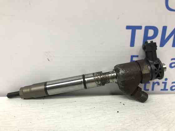 Форсунка топливная Hyundai Tucson TL 1.7 DIESEL D4FD 2015 (б/у) Киев