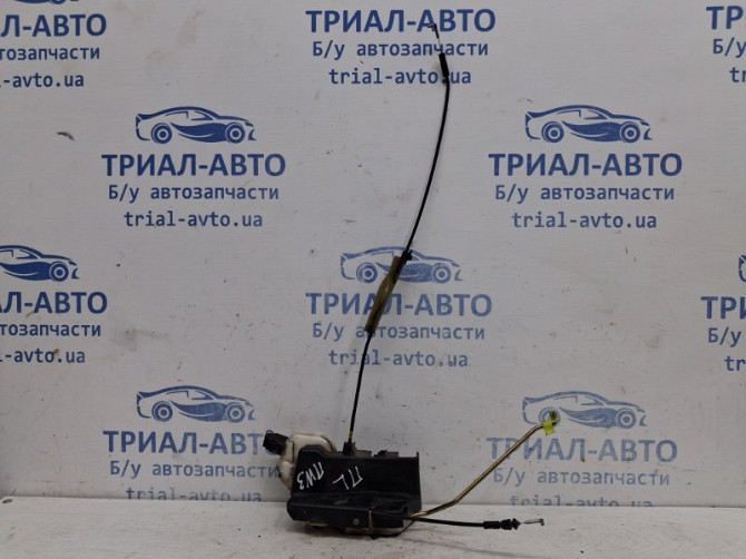 Замок двери передний левый Mitsubishi Pajero Wagon 3 3.2 ДИЗЕЛЬ 4M41 1999 (б/у) Київ - зображення 1