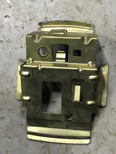 Бу кронштейн ручки багажника Renault Laguna 2, 8200002502, лифтбек. Кропивницький - зображення 1