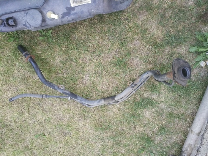 Горловина паливного бака 1S71-9034-DL Форд Мондео 3 універсал Винница - изображение 2