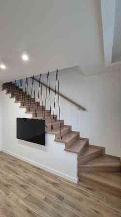 Продам. 2-к.кв., 4/4, вул. Дівоча Дніпро