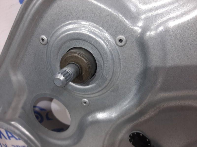 Стеклоподъемник задний правый (ручной) Kia Ceed ED 1.4 БЕНЗИН G4FA 2006 (б/у) Київ - зображення 2