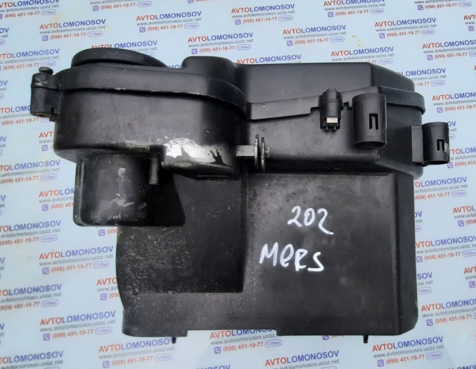 2025400424 Крышка блока предохранителей Mercedes 2025400582 Днепр - изображение 2