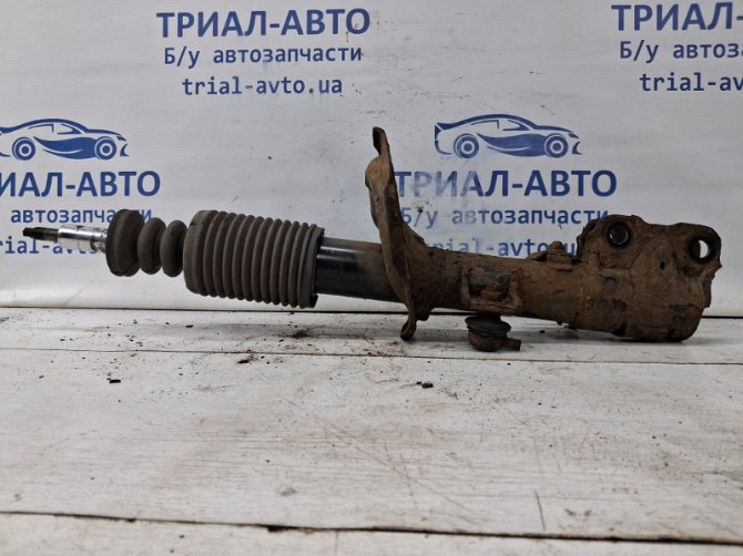 Амортизатор передний правый Mitsubishi Lancer 10 1.5 БЕНЗИН 4A91 2007 (б/у) Київ - зображення 4