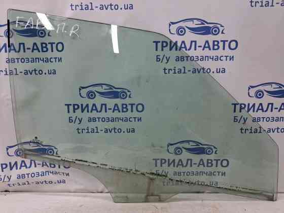 Стекло двери переднее правое Skoda Fabia 5J 1.4 DIESEL 2007 (б/у) Київ
