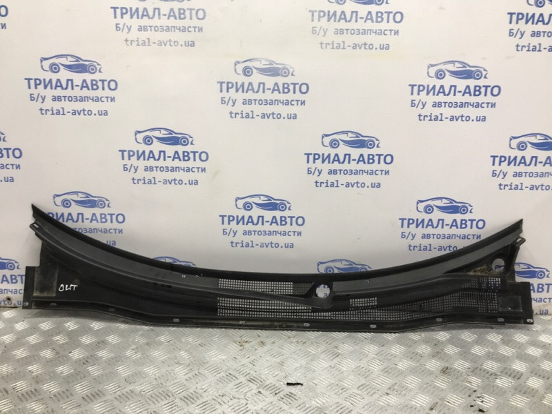 Дефлектор дворников Mitsubishi Outlander CU 2.4 БЕНЗИН 4G69 2003 (б/у) Київ - зображення 1