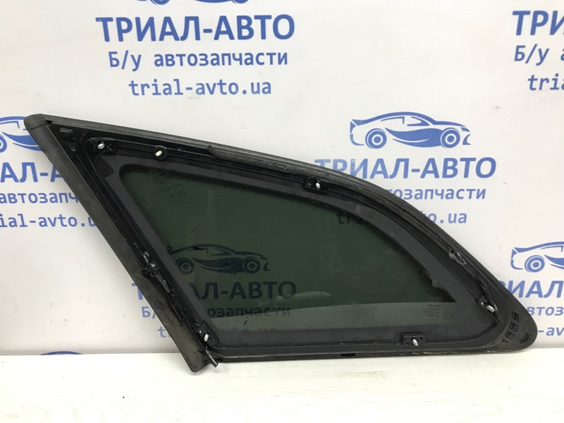 Стекло в кузов заднее правое Kia Ceed JD 1.6 DIESEL D4FB 2012 (б/у) Київ - зображення 3