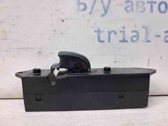 Кнопка стеклоподъемника Mitsubishi Pajero Sport K9 3.0 БЕНЗИН 6G72 1996 (б/у) Киев