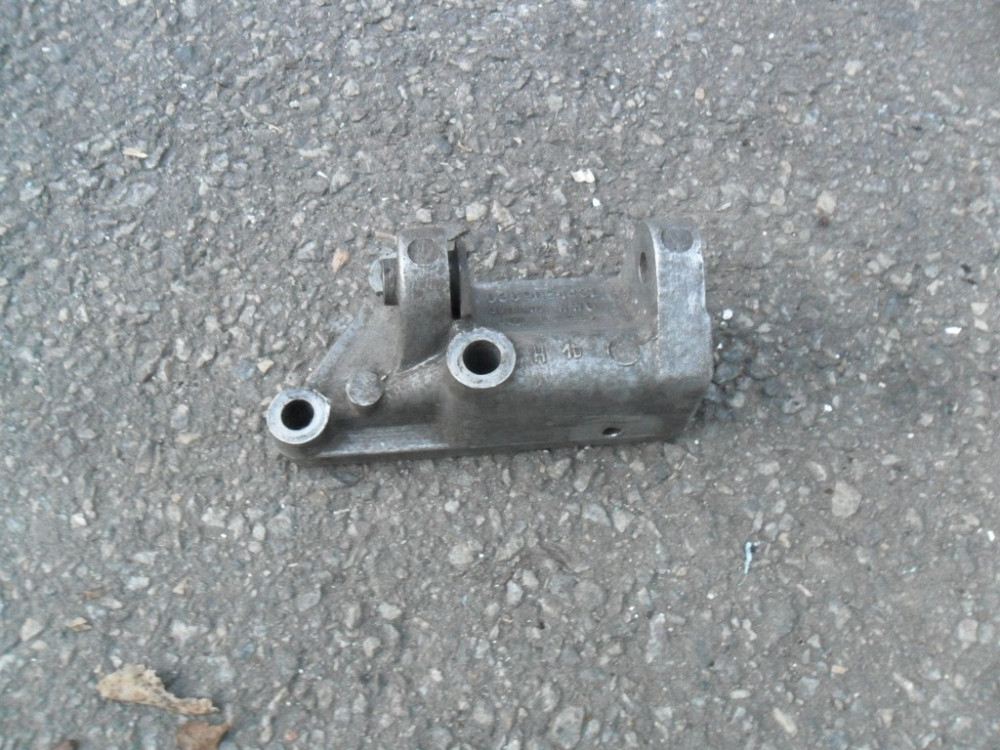 VAG 036903143D, Кронштейн генератора Фольксваген Golf 2, 1.3 оригінал Винница - изображение 5