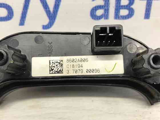 Кнопки руля Mitsubishi Pajero Wagon 2006-2022 8602A006 (Арт. 56755) Киев