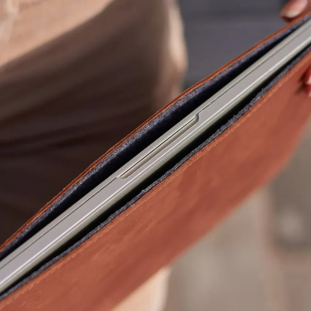 Чехол для ноутбука винтажный Incarne Gamma Plus MacBook Pro 16" 2019-2025 gamma-plus-cognac-vintage- Киев - изображение 5