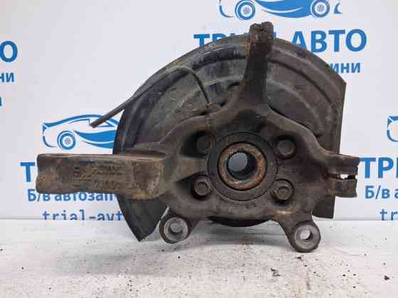 Кулак поворотный правый со ступицей Nissan Juke F15 1.6 TURBO MR16DDT 2010 (б/у) Киев