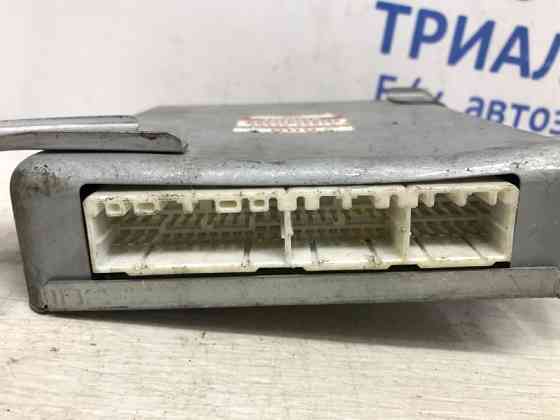 Блок управления Toyota Land Cruiser J100 1998 (б/у) Київ
