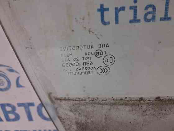 Стекло двери переднее правое Mitsubishi ASX 2010- 5706A272 (Арт. 79964) Киев