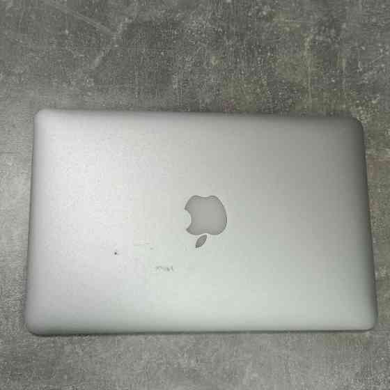 Apple MacBook Air 11" (2013) i5/4GB/256GB Windows 10 Киев