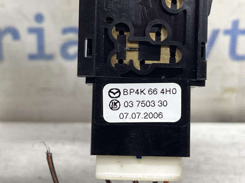Кнопка аварийки Mazda 3 2003-2009 BP4K664H0 (Арт. 81631) Київ - зображення 4