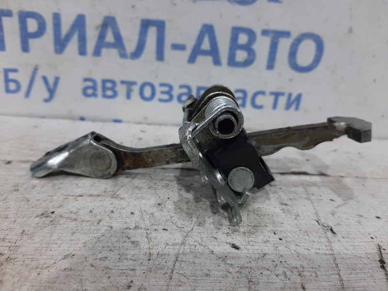 Ограничитель двери передний правый Renault Megane 3 1.5 DIESEL K9K 2008 (б/у) Київ - зображення 1