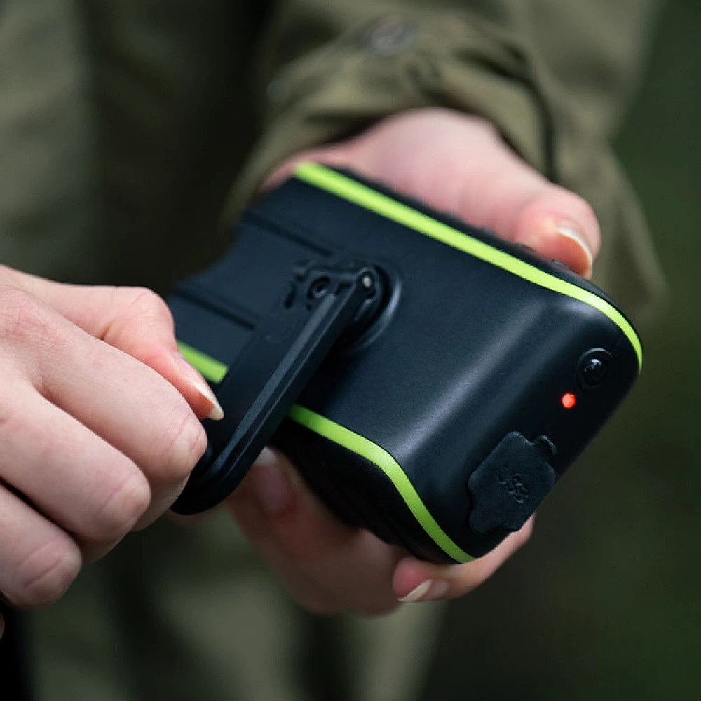 Повербанк 8000мА-ч с динамо и солнечной панелью Киев - изображение 1