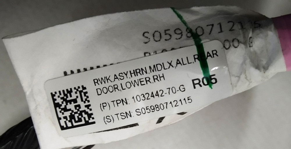 Электропроводка двери задней правой нижняя Tesla model X 1032442-00-G Київ - зображення 3