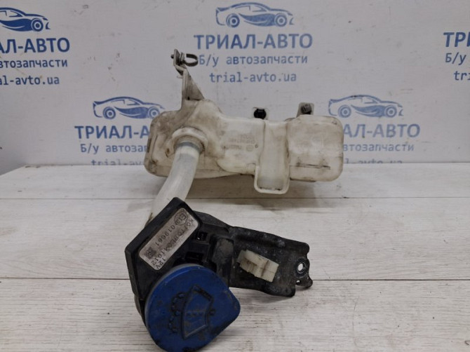 Бачок омывателя Mazda 3 BM 2.2 DIESEL 2013 (б/у) Київ - зображення 5