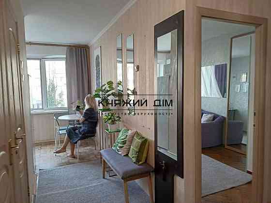 Продаж 3 - кімнатної квартири Оболонський район Код: № 21146959 Київ