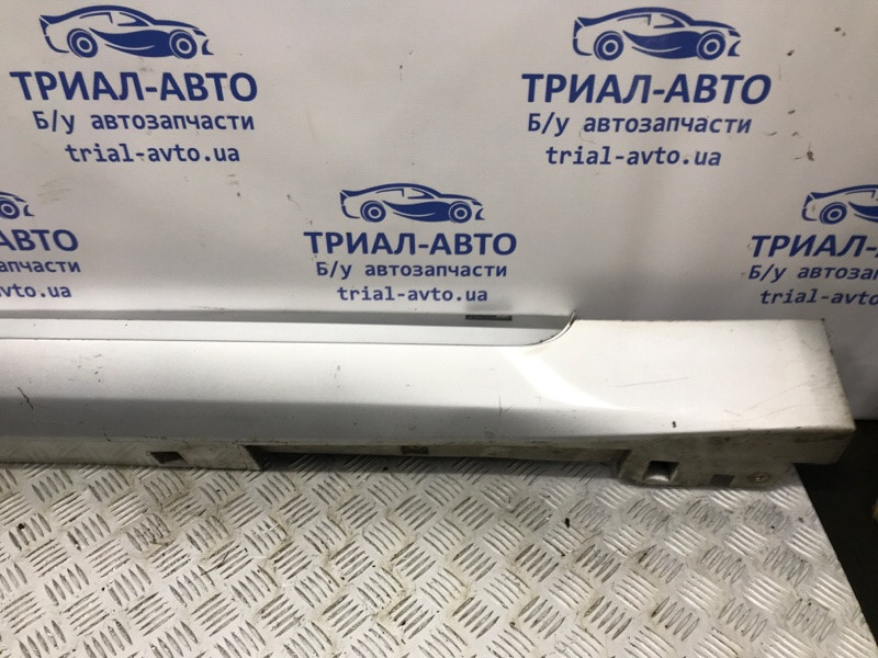 Накладка порога внешняя левая Infiniti Q50 V37 2.2 DIESEL OM651 2013 (б/у) Киев - изображение 4