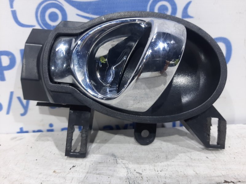 Ручка двери внутренняя левая Nissan Juke F15 1.6 TURBO MR16DDT 2010 (б/у) Киев - изображение 1