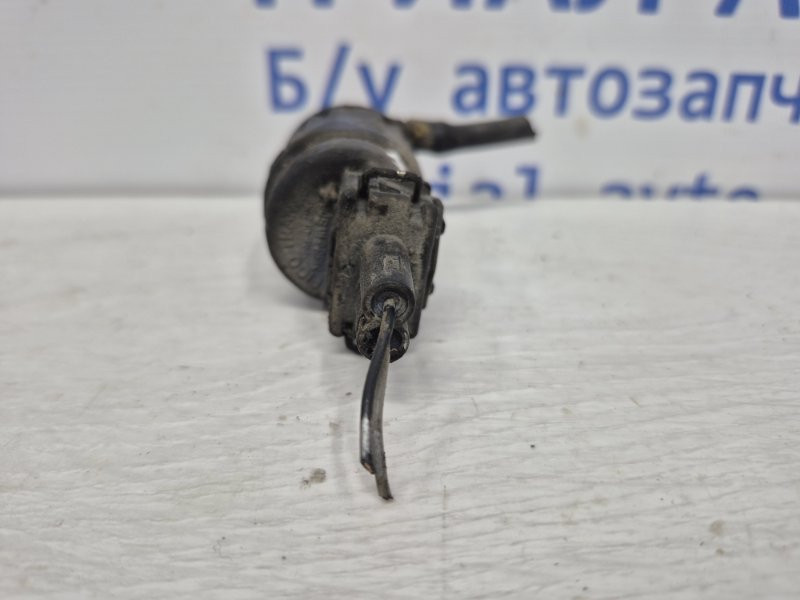 Насос омывателя стекла Nissan Pathfinder R51 2.5 DIESEL YD25DDTI 2004 (б/у) Киев - изображение 3