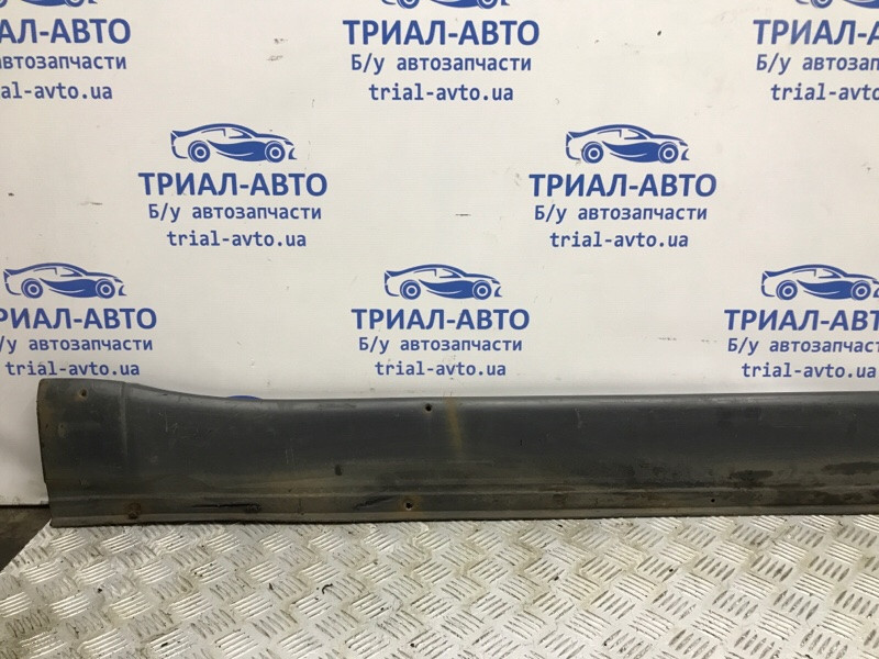 Накладка порога внешняя правая Mitsubishi Pajero Wagon 4 3.2 ДИЗЕЛЬ 4M41 2006 (б/у) Киев - изображение 2