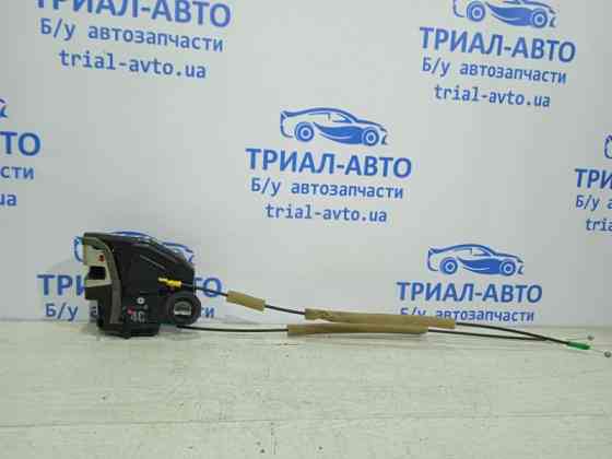 Замок двери задний левый Toyota Camry 55 2014 (б/у) Киев