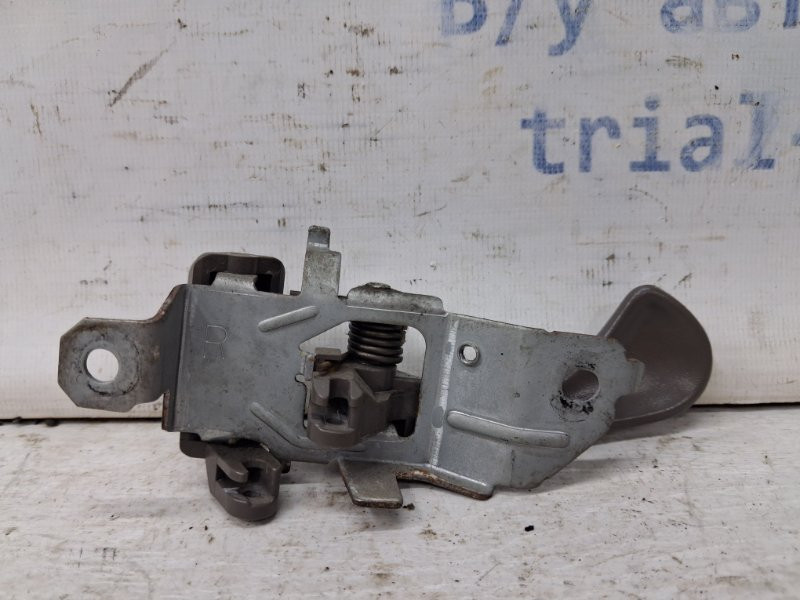 Ручка двери внутренняя правая Mitsubishi Pajero Sport K9 3.0 БЕНЗИН 6G72 1996 (б/у) Киев - изображение 3