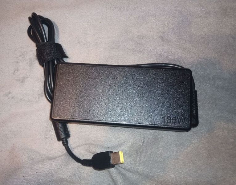Блок питания Lenovo 135W Київ - зображення 1