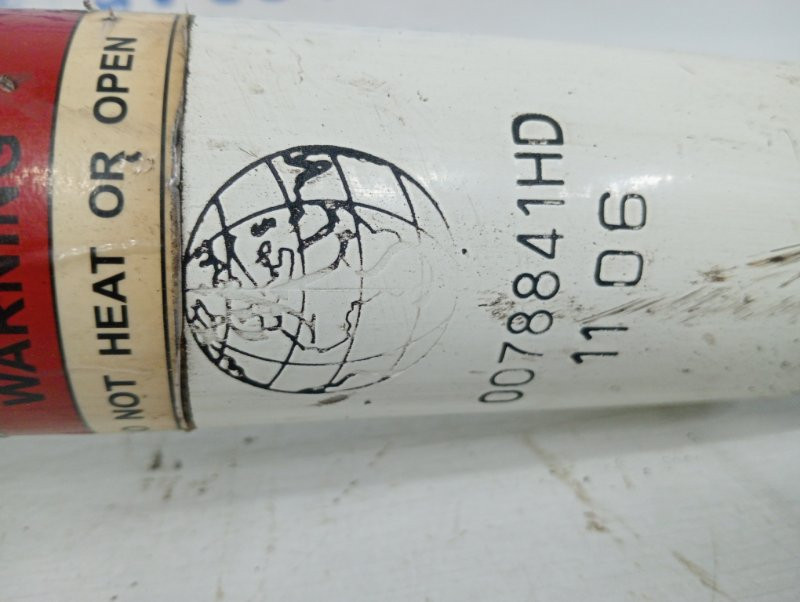 Амортизатор Передний Mitsubishi Pajero Wagon 3 3.2 ДИЗЕЛЬ 4M41 1999 (б/у) Киев - изображение 2