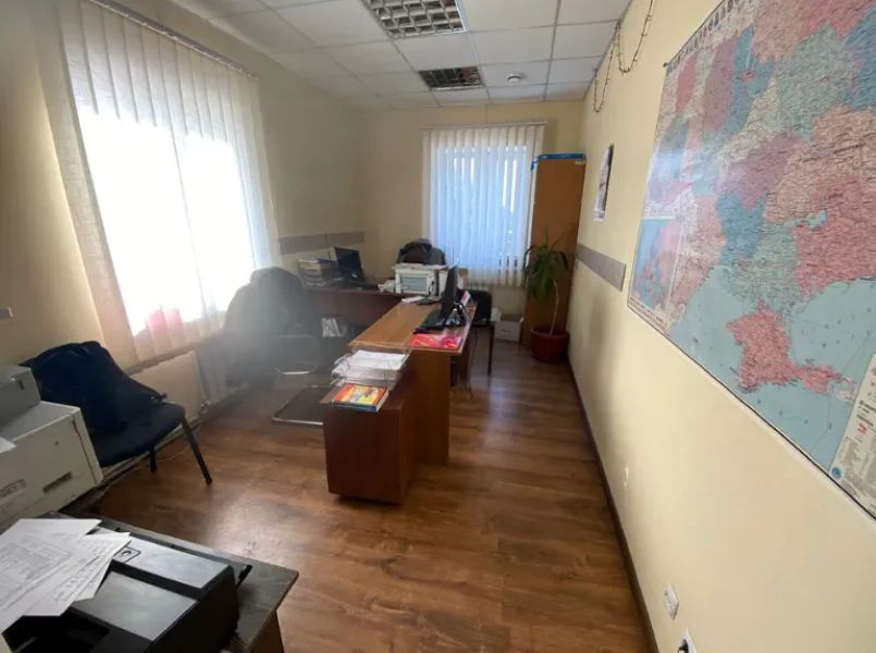 Продам. Будівлю під офіс. 255 кв. м. 5 соток. Шаховий проїзд Дніпро - зображення 3