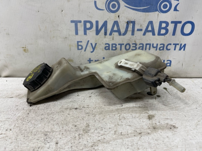 Бачок главного тормозного цилиндра Mazda 3 2003-2009 BPYL-43-55Z (Арт. 81781) Київ - зображення 2