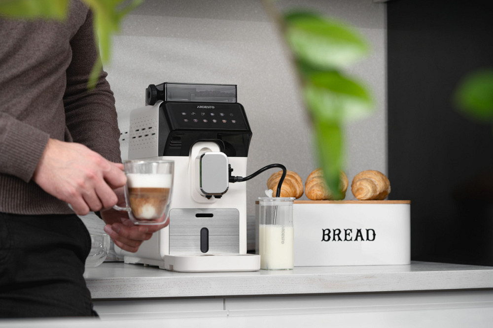 Кофемашина Ardesto FСM-FA900W 15 Бар белый Киев - изображение 3